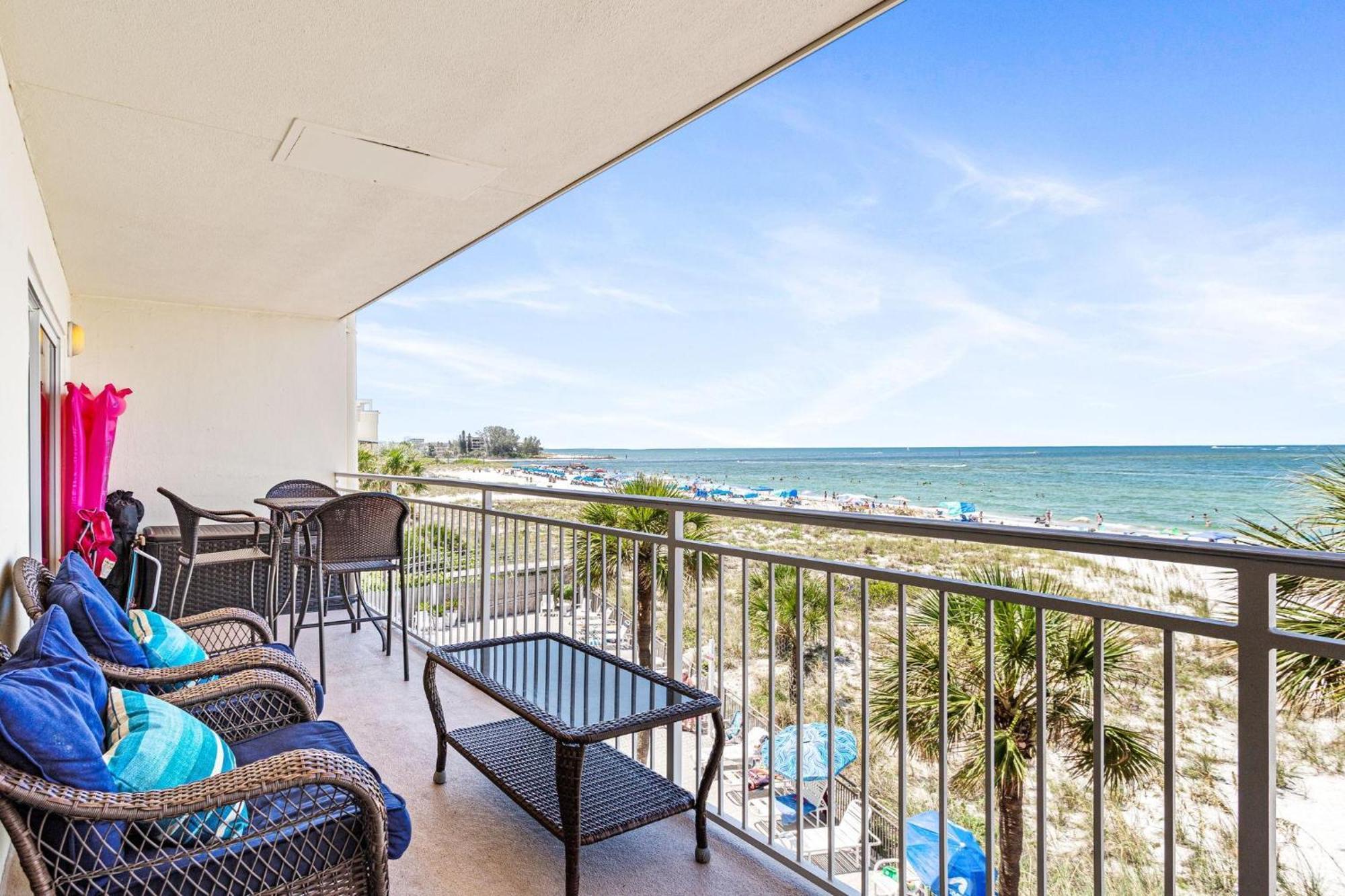 Beachfront Madeira Norte St. Pete Beach Exteriér fotografie